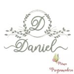 Matriz de Bordado Moldura Folha Nome Daniel