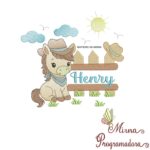 Matriz de Bordado Cenário Cavalinho Nome Henry