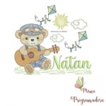 Matriz de Bordado Cenário Ursinho Violão Natan